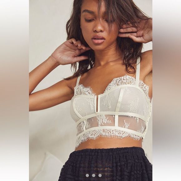 Free People Other - FREE People Layer In Lace Bustier in Evening Cream. Size Small 32D/34A/34B NWT